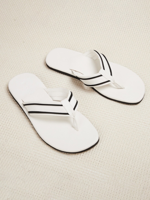 

CODE by Lifestyle Men White & Black Thong Flip-Flops