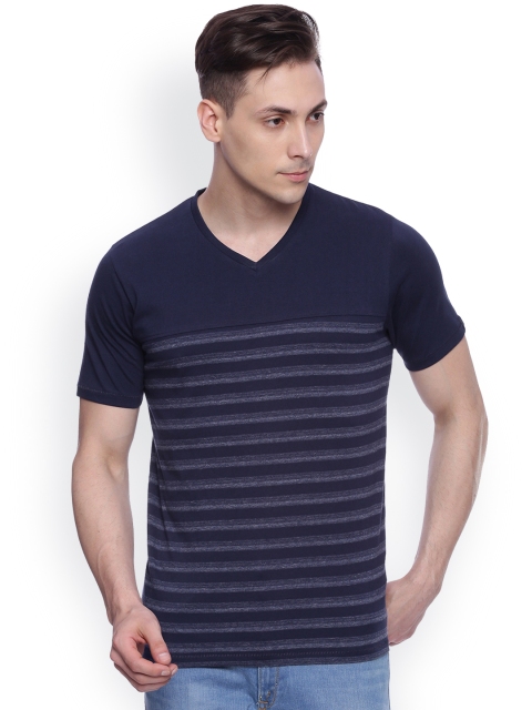 

Basics Men Navy Striped Muscle Fit T-shirt, Navy blue