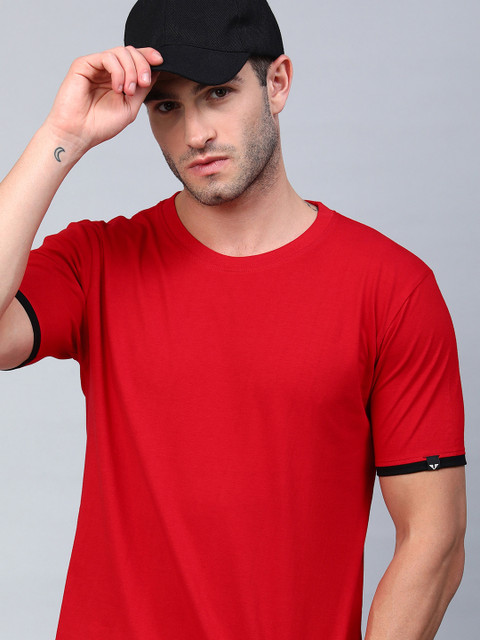 

UNSULLY Men Red Pure Cotton Solid T-shirt