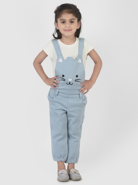 

YK Girls White & Blue Solid T-shirt with Pinafore Trousers