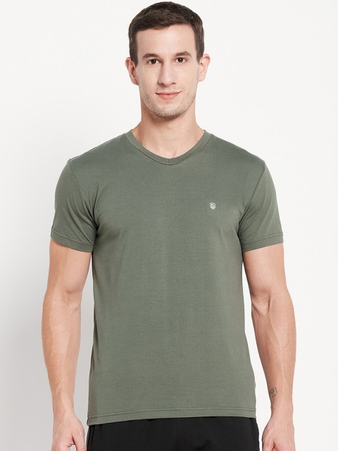 

Octave Men Olive Green Solid T-shirt