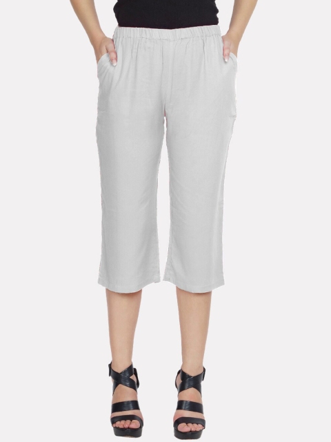 

PATRORNA Women White Solid Capris