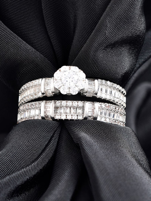 

Zilver Set of 2 Silver-Plated 92.5 Sterling Silver CZ Twin Rings