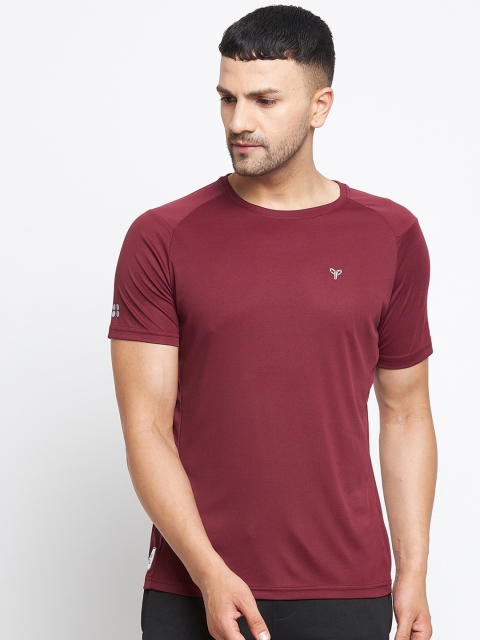 

POKER ACTIVE Men Maroon T-shirt