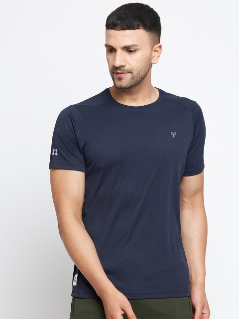 

POKER ACTIVE Men Navy Blue T-shirt