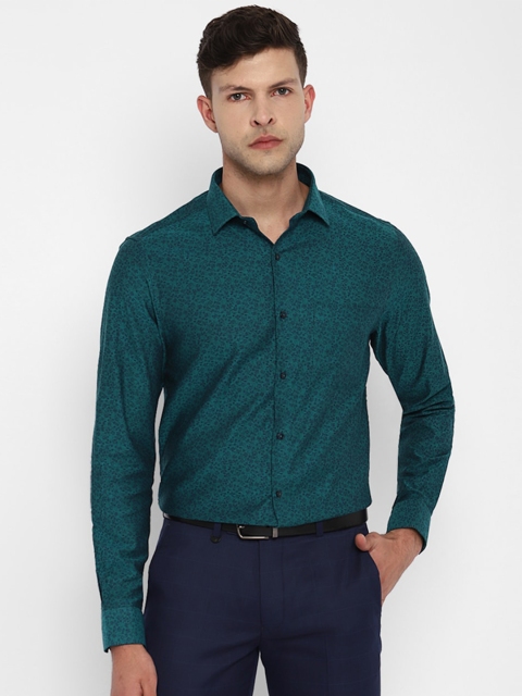 

Turtle Men Green Slim Fit Printed Casual Shirt