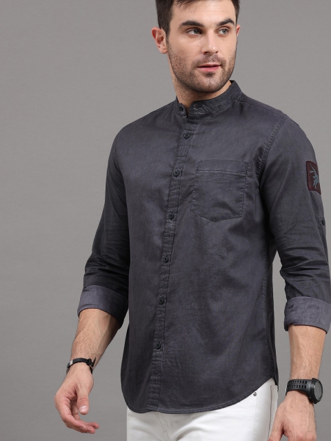 

HERE&NOW Men Charcoal Grey Solid Slim Fit Casual Shirt
