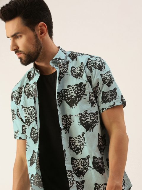 

IMYOUNG Men Blue & Black Pure Cotton Smart Slim Fit Printed Casual Shirt
