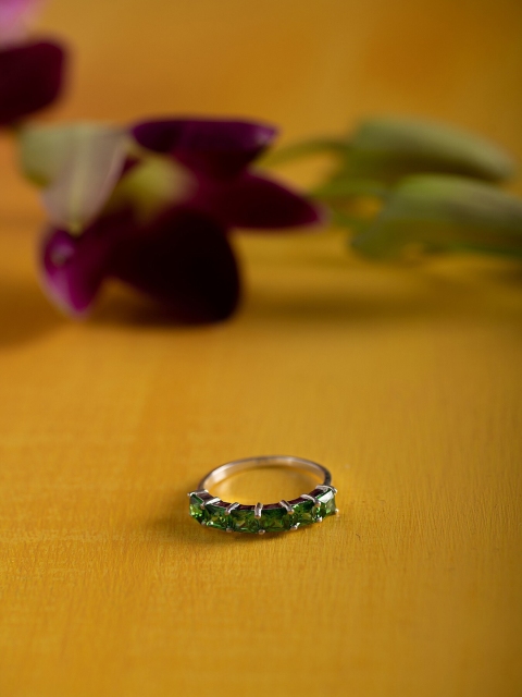 

Hiara Jewels Rhodium-Plated Silver-Toned & Green CZ-Studded Finger Ring