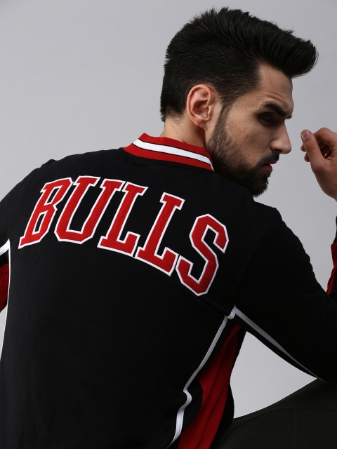 

NBA Men Black Pure Cotton Chicago Bulls Bomber Jacket