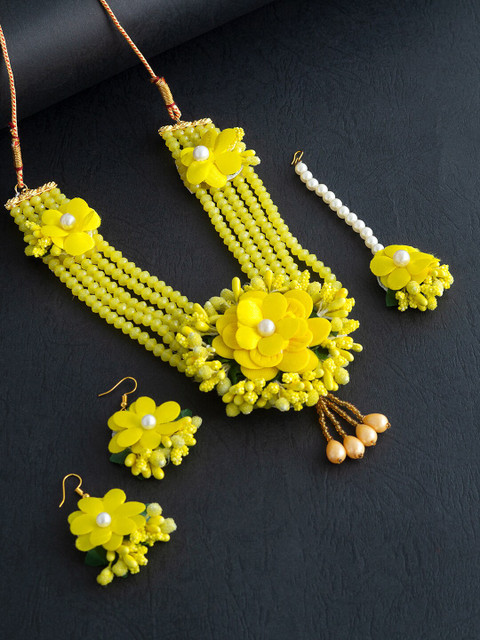 

Golden Peacock Yellow Floral Beaded Jewellery Set