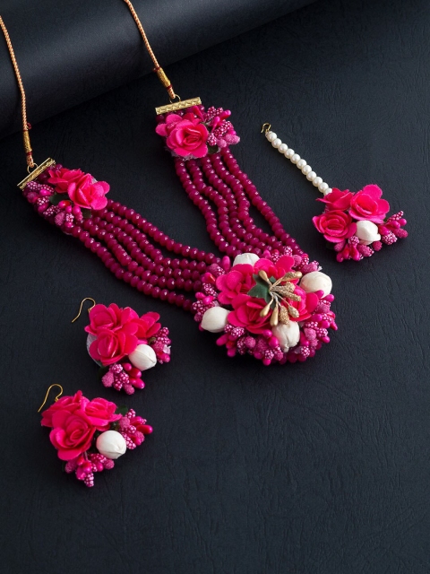 

Golden Peacock Pink & White Beaded Floral Jewellery Set