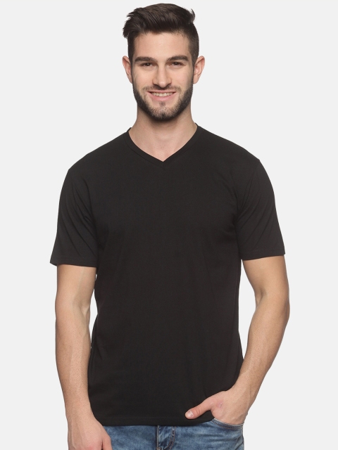 

MASH UNLIMITED Men Black V-Neck Slim Fit Cotton T-shirt