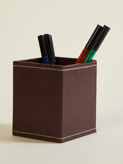 

Home Centre Orion Detroit Brown Textured Pen Holder