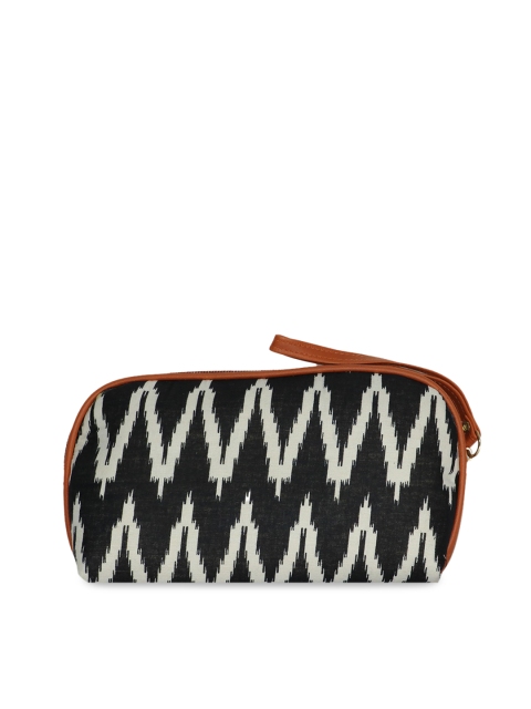 

LELYS Black Geometric Printed Swagger Sling Bag