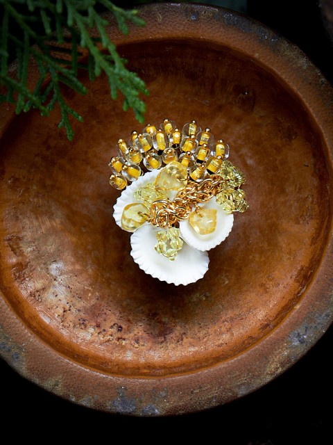 

D'oro Gold-Plated Sparkling Bead Ring