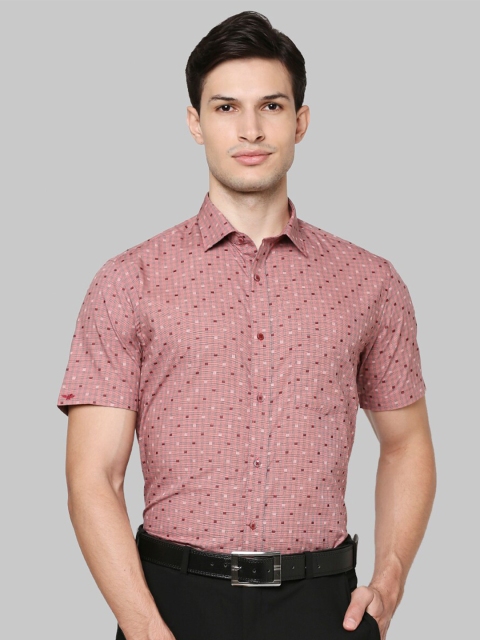 

Park Avenue Men Maroon Printed Cotton Formal Shirt