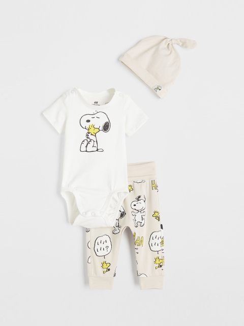 

H&M Boys Beige & White 3-Piece Cotton Printed Set
