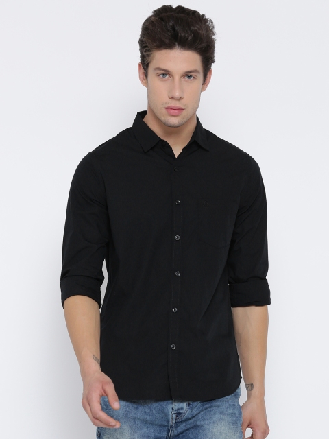 

United Colors of Benetton Men Black Solid Casual Shirt