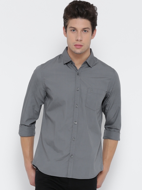 

United Colors of Benetton Men Grey Solid Casual Shirt