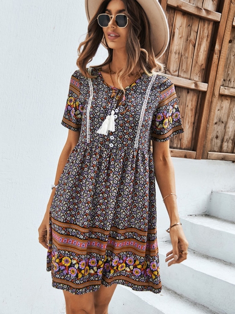 

La Aimee Women Black Floral Tie-Up Neck Dress