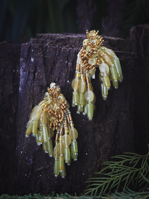 

D'oro Green Contemporary Drop Earrings