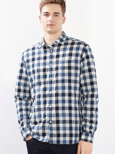 

ESPRIT Men Blue & White Checked Casual Shirt