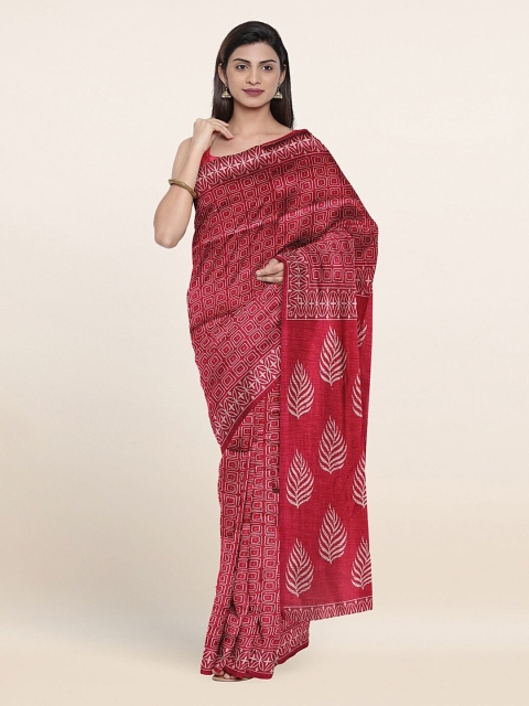 

Pothys Fuchsia & White Geometric Printed Saree