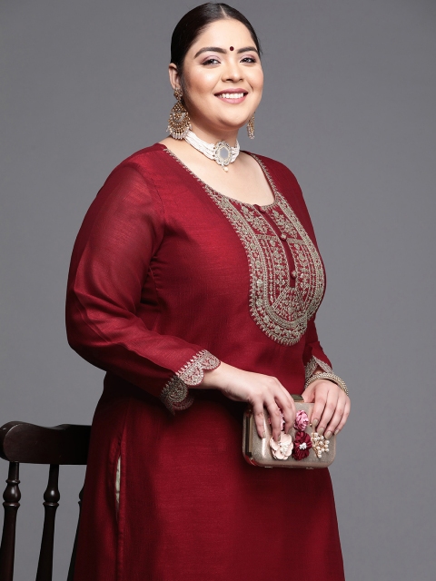 

EXTRA LOVE BY LIBAS Women Maroon Yoke Design Floral Kurta