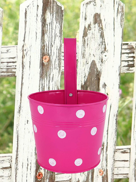 

Leafy Tales Pot Metal Hanging Fuchsia Planters