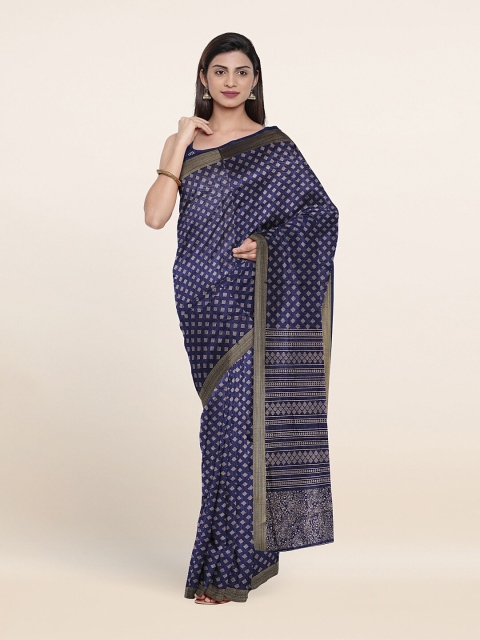 

Pothys Blue & White Printed Saree