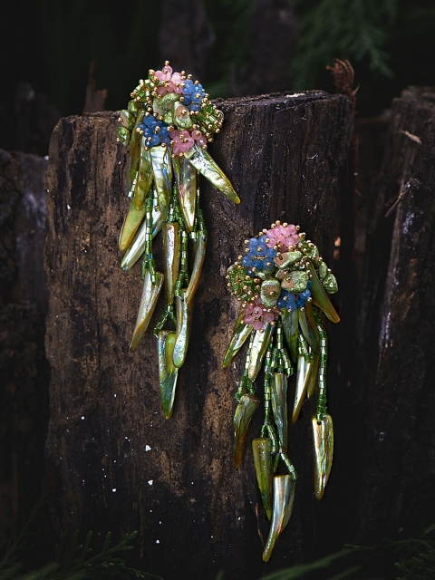 

D'oro Multicoloured Contemporary Studs Earrings, Multi
