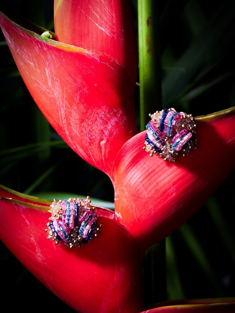 

D'oro Multicoloured Contemporary Studs Earrings, Multi