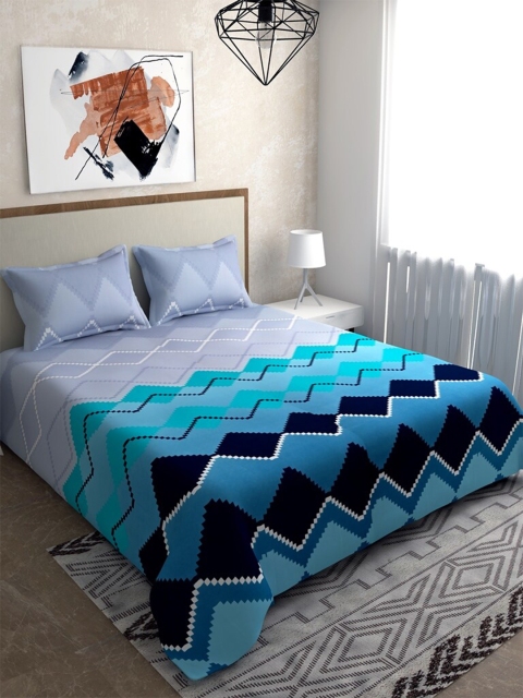 

Salona Bichona Teal & Black Geometric 120 TC Cotton King Bedsheet with 2 Pillow Covers