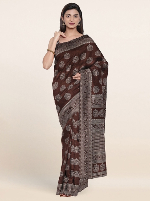 

Pothys Brown & White Ethnic Motifs Printed Saree