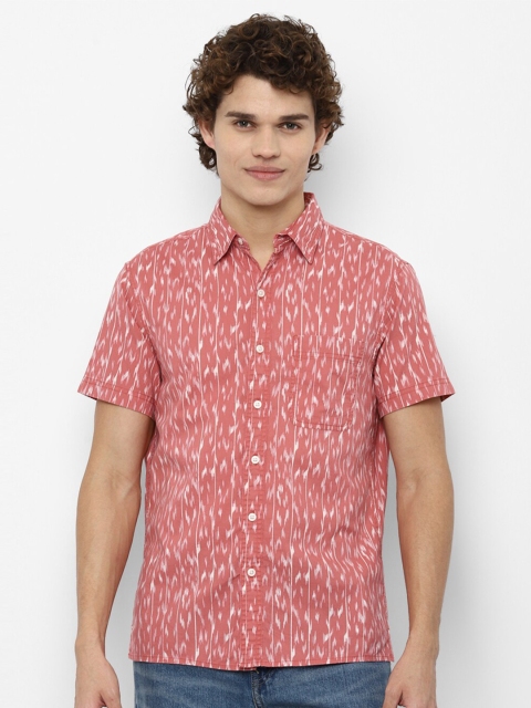 

AMERICAN EAGLE OUTFITTERS Men Burgundy Printed Casual Shirt