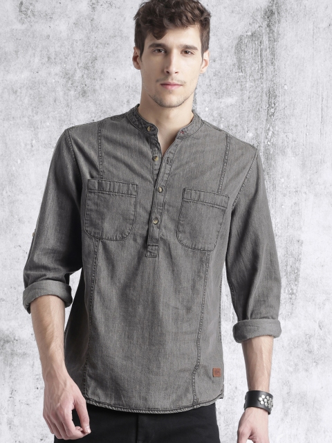 

Roadster Men Charcoal Grey Faded Casual Shirt