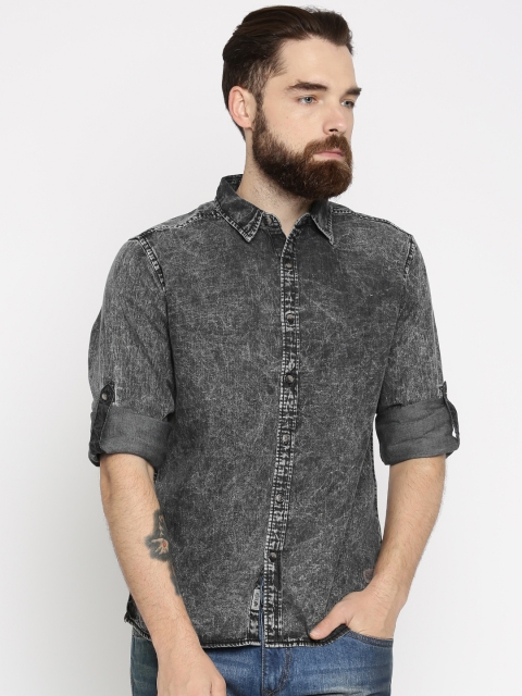 

Roadster Men Charcoal Grey Regular Fit Faded Casual Shirt