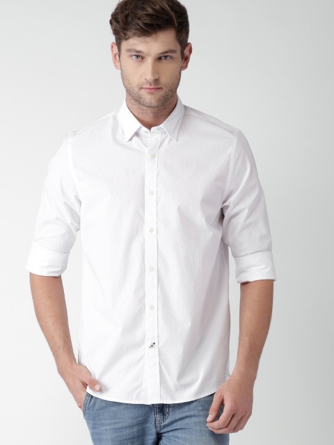 

Tommy Hilfiger Men White Printed Casual Shirt