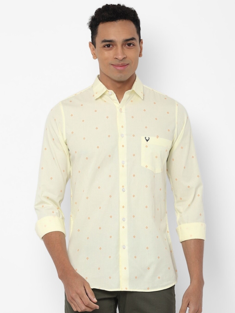 

Allen Solly Men Yellow Slim Fit Printed Casual Shirt