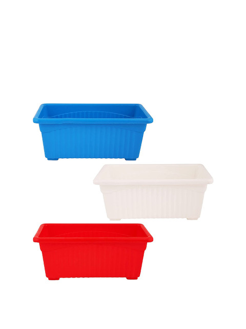 

Leafy Tales Set 0f 3 Assorted Planter Pots
