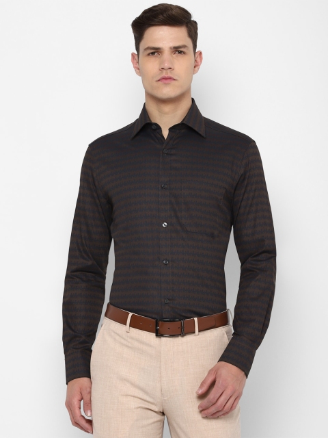 

Louis Philippe Men Grey Printed Formal Shirt