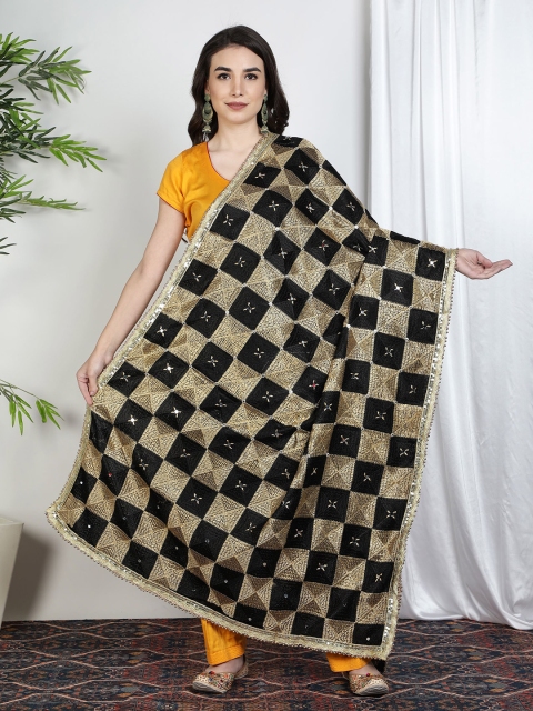 

Moda Chales Black & Gold-Toned Embroidered Dupatta with Phulkari