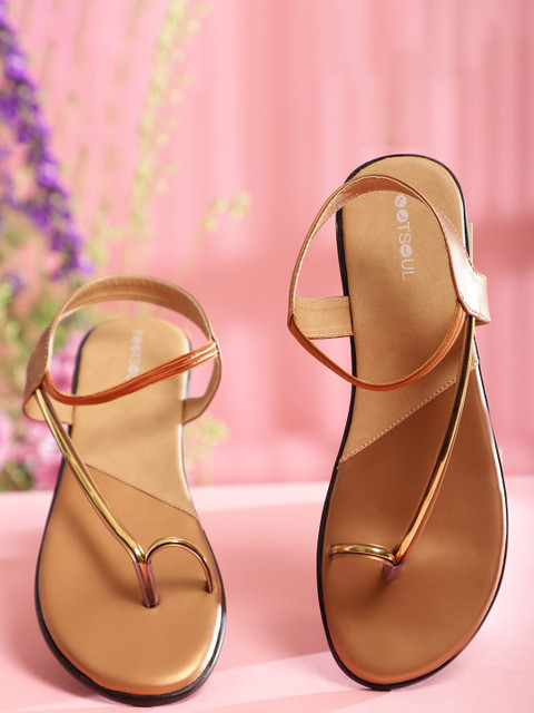 

FOOTSOUL Women Copper-Toned One Toe Flats