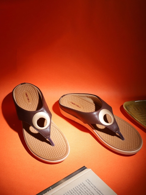 

FOOTSOUL Women Brown Open Toe Flats