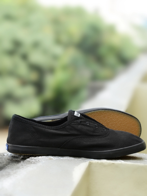 

Keds Women Black Chillax Solid Slip-On Sneakers