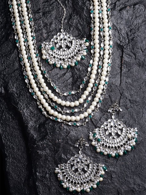 

KARATCART Oxidised Silver Pearl Green Kundan Jewellery Set