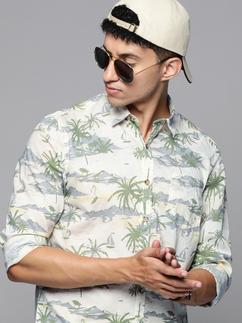 

Flying Machine Men Off White Printed Slim Fit Pure Cotton Casual Shirt