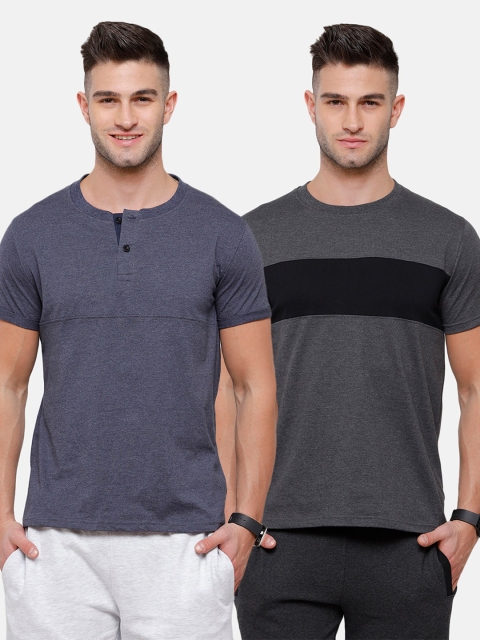 

MADSTO Men Charcoal & Blue 2 Colourblocked Henley Neck Slim Fit T-shirt