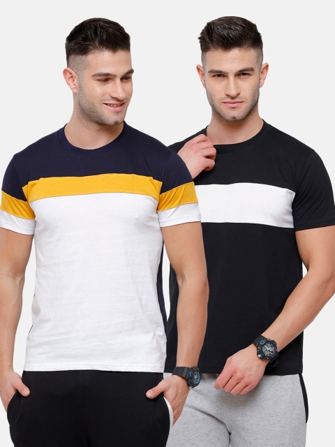

MADSTO Men White & Black Set Of 2 Striped Slim Fit T-shirt